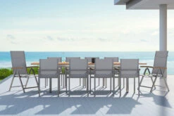 OUTFLEXX Set, Taupe, 200/300 X 100 Cm, Edelstahl/Teak, Ausziehtisch, 8 Stapelstühle, 2 Multipositionssessel -Ausgewählte Gartenmöbelgeschäfte 14155 2 CGI.jpg