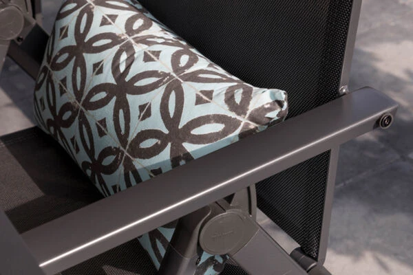 HARTMAN Sondermodell Xanadu / Aruba Sitzgruppe, Xerix/anthrazit, Alu/Glaskeramik, 2 Stapelsessel, 8 Multipos, 220/280x100cm 13 HARTMAN Sondermodell Xanadu / Aruba Sitzgruppe, Xerix/anthrazit, Alu/Glaskeramik, 2 Stapelsessel, 8 Multipos, 220/280x100cm – Bild 11