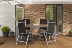 VILLANA Esstischgarnitur, Silber/schwarz, Alu / FSC-Akazienholz, Ausziehtisch 150/200 Cm, 4 Multipositionssessel 19 VILLANA Esstischgarnitur, Silber/schwarz, Alu / FSC-Akazienholz, Ausziehtisch 150/200 Cm, 4 Multipositionssessel -Ausgewählte Gartenmöbelgeschäfte 16464 CGI 02.jpg