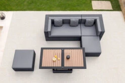 OUTFLEXX Loungemöbel-Set, Schwarz, Polyrattan, 5 Personen, Wasserfeste Kissenbox, Inkl. Loungetisch -Ausgewählte Gartenmöbelgeschäfte 18226 BOX D 3 CGI.jpg