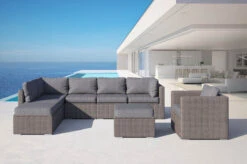 OUTFLEXX Loungemöbel-Set, Grau, Polyrattan, 8Personen, Mit Sessel, Verstellbare Sitzflächen, Wasserfeste Kissenbox -Ausgewählte Gartenmöbelgeschäfte 18365 BOX 12 CGI.jpg