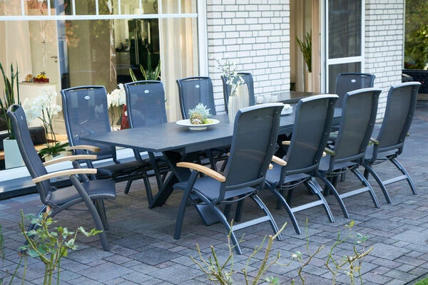 HARTMAN Sondermodell Xanadu / Da Vinci Sitzgruppe, Xerix/anthrazit, Alu/Glaskeramik, 10 Multipos, 220/280x100cm 3 HARTMAN Sondermodell Xanadu / Da Vinci Sitzgruppe, Xerix/anthrazit, Alu/Glaskeramik, 10 Multipos, 220/280x100cm