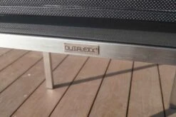 OUTFLEXX Stapelsessel, Schwarz, FSC-Teak / Edelstahl / Textilene, 63x57x93 Cm -Ausgewählte Gartenmöbelgeschäfte 21670 8.JPG