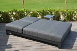 OUTFLEXX Doppelliegen, Anthrazit/sooty, Alu/Sunbrella, 203x143x40/100, Höhenverstellbare Rückenlehne -Ausgewählte Gartenmöbelgeschäfte 22411 4.jpg