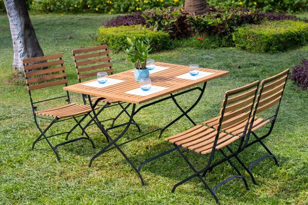 OUTFLEXX Sitzgruppe, Natur/schwarz, Stahl/FSC-Akazienholz, 120x80 Cm, 4 Klappstühle, Pulverbeschichtet, Verzinkt 4 OUTFLEXX Sitzgruppe, Natur/schwarz, Stahl/FSC-Akazienholz, 120x80 Cm, 4 Klappstühle, Pulverbeschichtet, Verzinkt – Bild 2