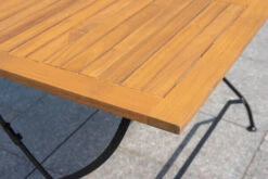 OUTFLEXX Sitzgruppe, Natur/schwarz, Stahl/FSC-Akazienholz, 120x80 Cm, 4 Klappstühle, Pulverbeschichtet, Verzinkt 21 OUTFLEXX Sitzgruppe, Natur/schwarz, Stahl/FSC-Akazienholz, 120x80 Cm, 4 Klappstühle, Pulverbeschichtet, Verzinkt -Ausgewählte Gartenmöbelgeschäfte 23882 09.jpg