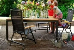 HARTMAN Raffaelo Multipositionssessel, Xerix/anthrazit, Alu/Textilene, Mit FSC-Teak-Armlehnen -Ausgewählte Gartenmöbelgeschäfte 4 11665 1.jpg