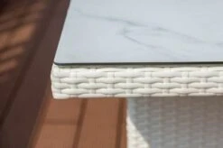 OUTFLEXX Dining Tisch, Weiß, Polyrattan, 200 X 95 Cm, Tischplatte Spraystone, 6mm 25 OUTFLEXX Dining Tisch, Weiß, Polyrattan, 200 X 95 Cm, Tischplatte Spraystone, 6mm -Ausgewählte Gartenmöbelgeschäfte 4 20667.jpg