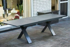 HARTMAN Sondermodell Xanadu / Aruba Sitzgruppe, Xerix/anthrazit, Alu/Glaskeramik, 2 Stapelsessel, 8 Multipos, 220/280x100cm 17 HARTMAN Sondermodell Xanadu / Aruba Sitzgruppe, Xerix/anthrazit, Alu/Glaskeramik, 2 Stapelsessel, 8 Multipos, 220/280x100cm -Ausgewählte Gartenmöbelgeschäfte 5 21141.jpg