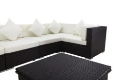 OUTFLEXX Ecklounge-Set Polyrattan, Braun, Für 5 Personen, Inkl. Loungetisch, Wasserfeste Kissenbox -Ausgewählte Gartenmöbelgeschäfte 6 1304 BOX D.jpg
