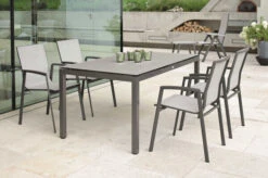 STERN New Top Stapelsessel, Anthrazit/silber, Aluminium/Textil, 65x57x89 Cm, Pulverbeschichtet, Stapelbar -Ausgewählte Gartenmöbelgeschäfte 6 21912.jpg